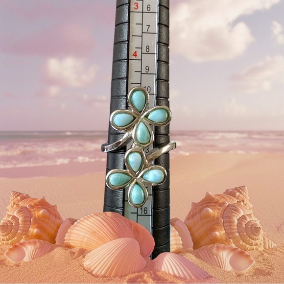 Sterling Silver Genuine Larimar Floral Ring, Size 6. - Picture 7 of 16